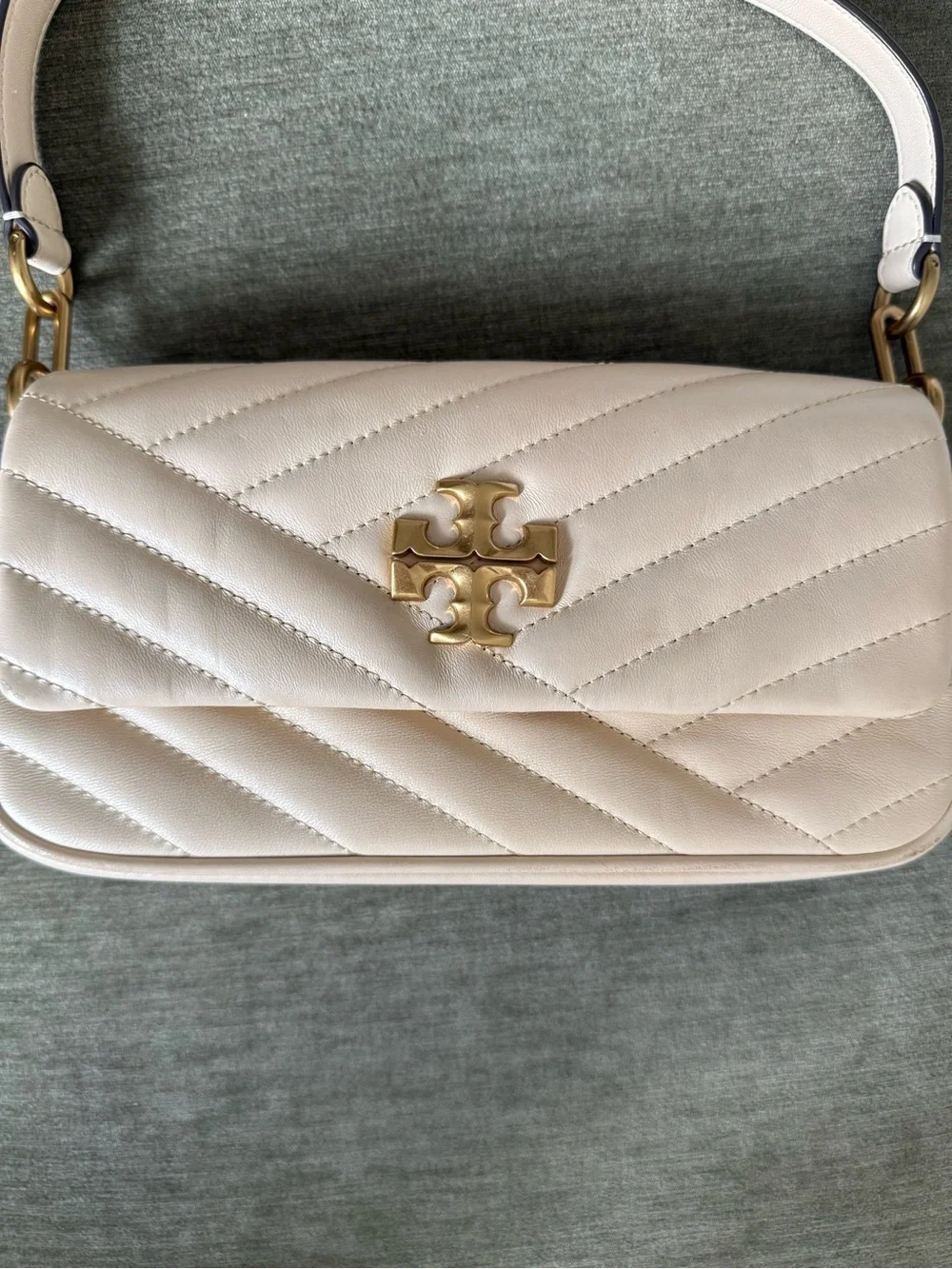 Tory Burch Quilted Shoulder Bag in Cream with Gold Hardware